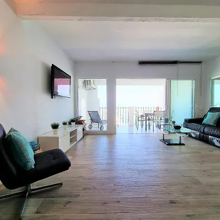 Apartment 2 Bedroom Frontline Puerto Banus Views Rdr299 *