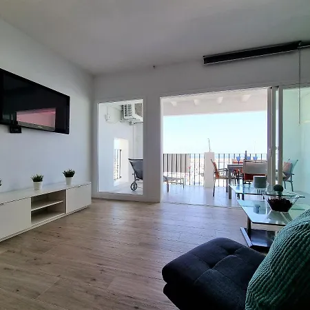 Apartment 2 Bedroom Frontline Puerto Banus Views Rdr299 *